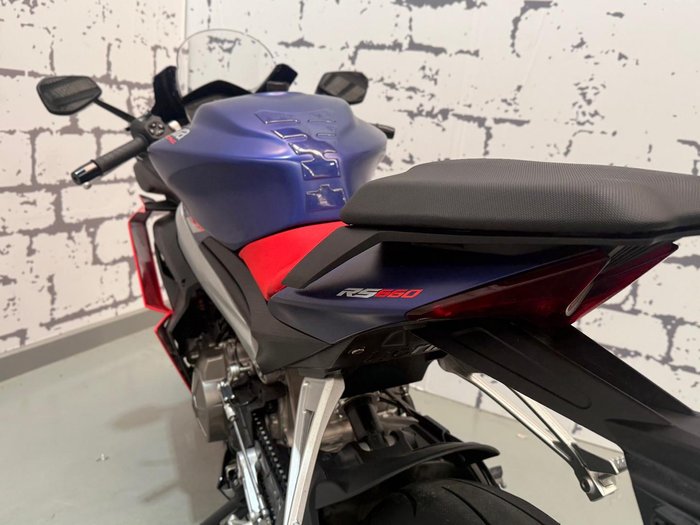 2021 Aprilia RS 660 RS Red