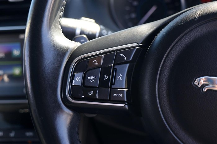 2016 Jaguar F-PACE 20d Prestige