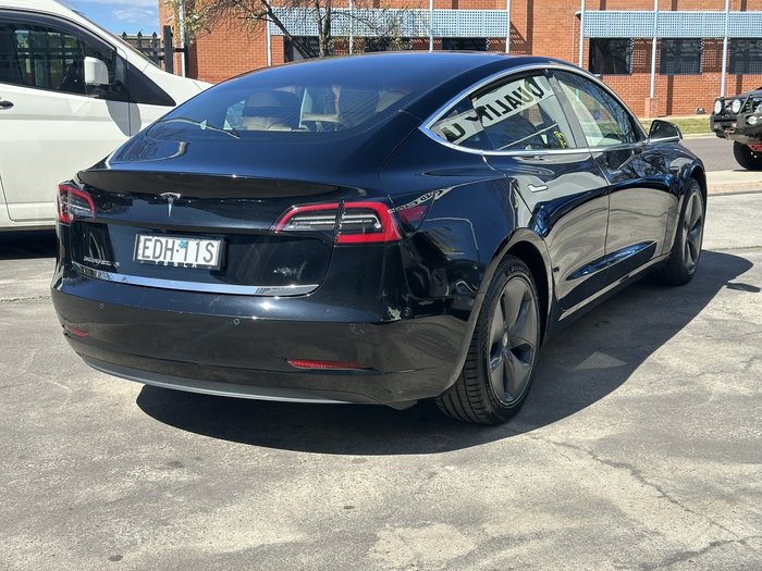 2019 Tesla Model 3 Standard Range Plus