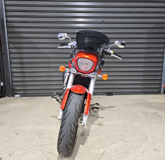2010 Suzuki VZ800 (BOULEVARD M50) ORANGE