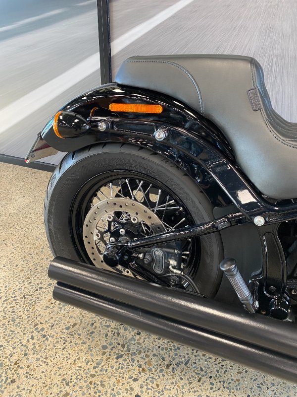 Harley-davidson 2016 HARLEY DAVIDSON 1690CC SOFTAIL SLIM S Black