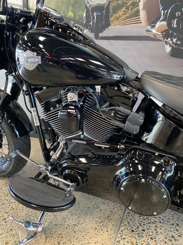Harley-davidson 2016 HARLEY DAVIDSON 1690CC SOFTAIL SLIM S Black