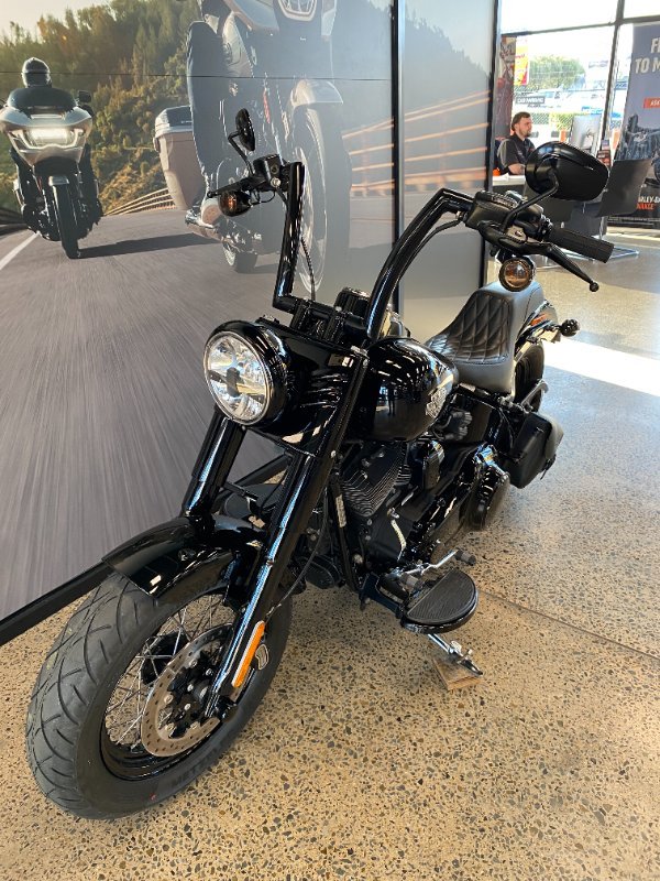 Harley-davidson 2016 HARLEY DAVIDSON 1690CC SOFTAIL SLIM S Black
