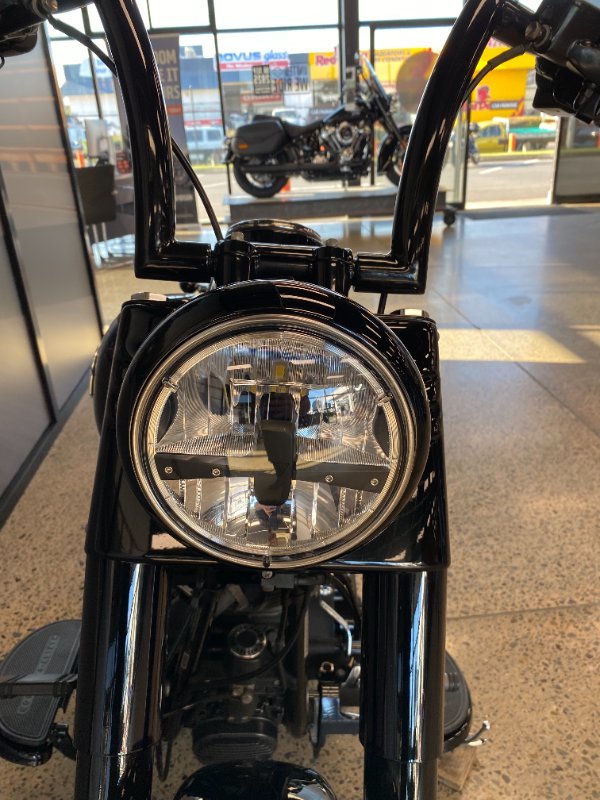 Harley-davidson 2016 HARLEY DAVIDSON 1690CC SOFTAIL SLIM S Black