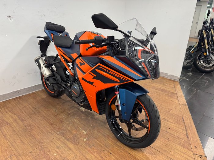 2022 Ktm RC 390 BLUE