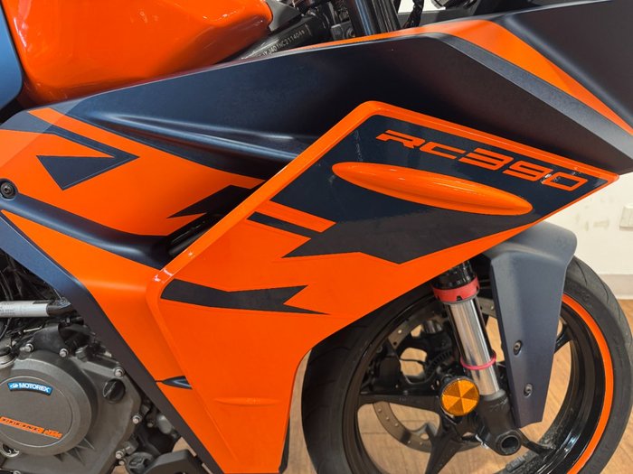 2022 Ktm RC 390 BLUE