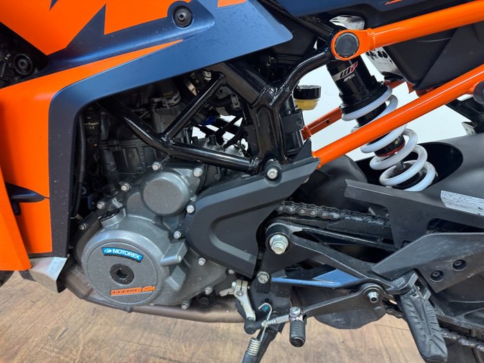 2022 Ktm RC 390 BLUE