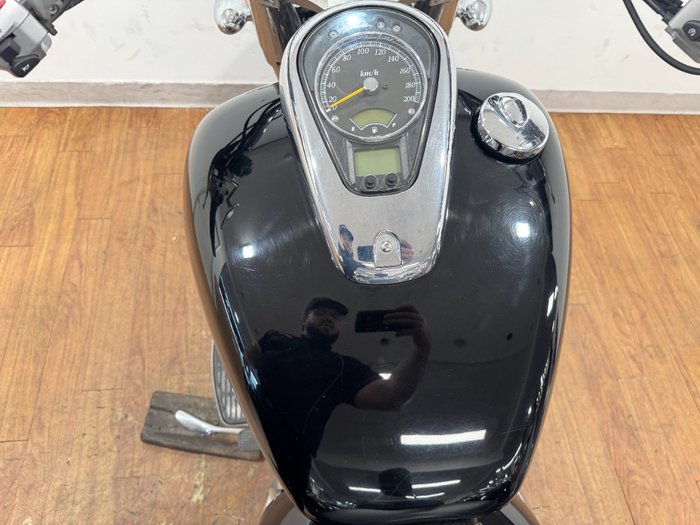 2009 Suzuki VL800 (BOULEVARD C50) Black