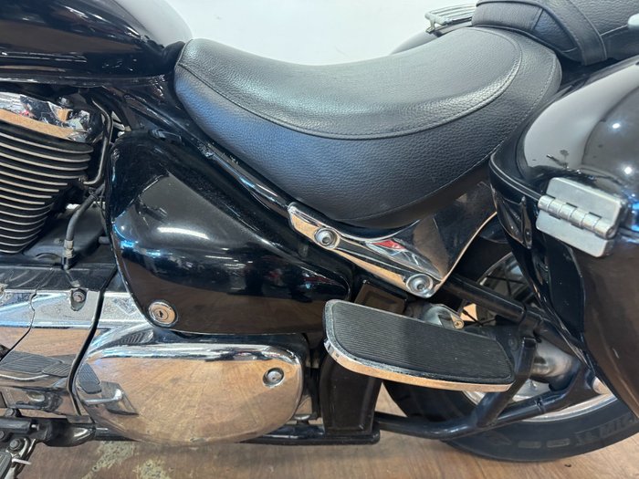 2009 Suzuki VL800 (BOULEVARD C50) Black