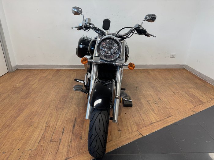 2009 Suzuki VL800 (BOULEVARD C50) Black