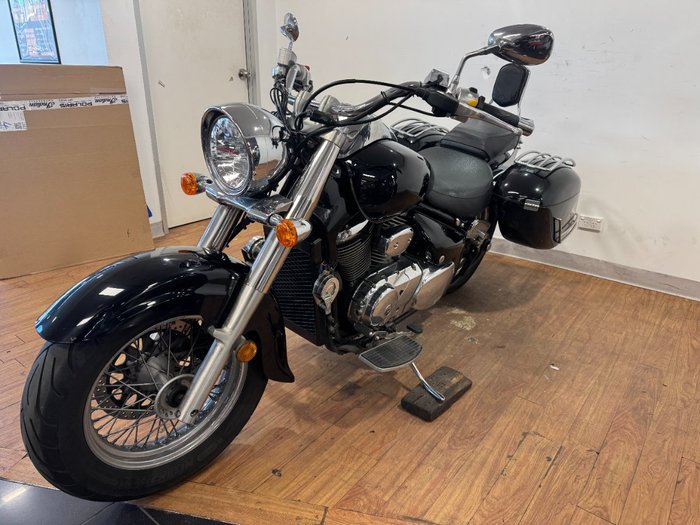 2009 Suzuki VL800 (BOULEVARD C50) Black