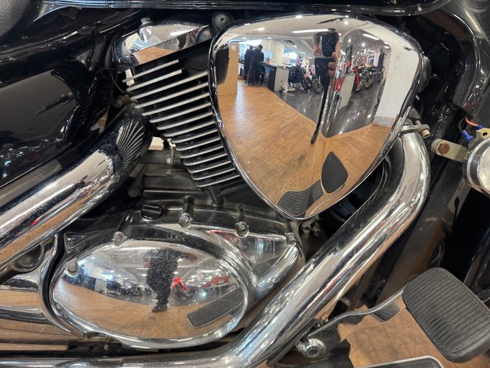 2009 Suzuki VL800 (BOULEVARD C50) Black