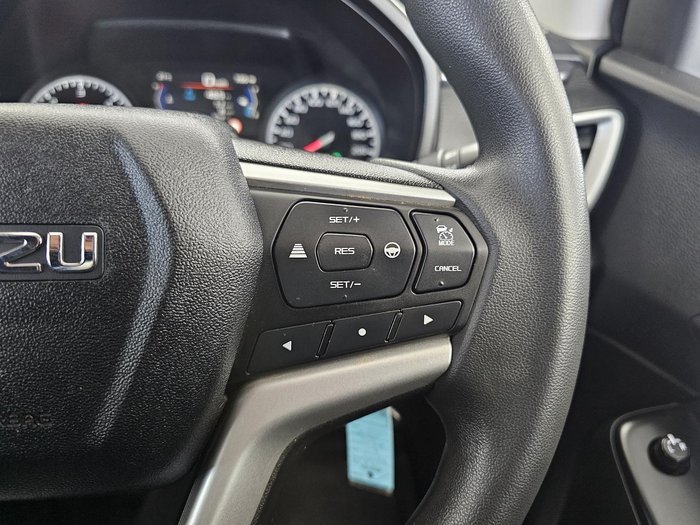 2022 Isuzu D-MAX LS-M MY23 4X4 Dual Range Mineral White