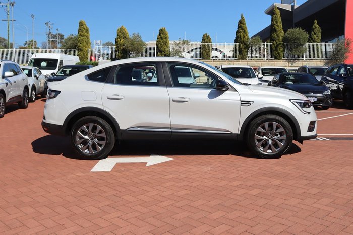 2025 Renault Arkana Evolution