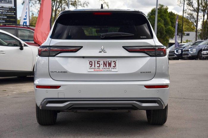 2025 Mitsubishi Outlander Exceed Tourer ZM MY25 AWD White Diamond with Black Mica Roof