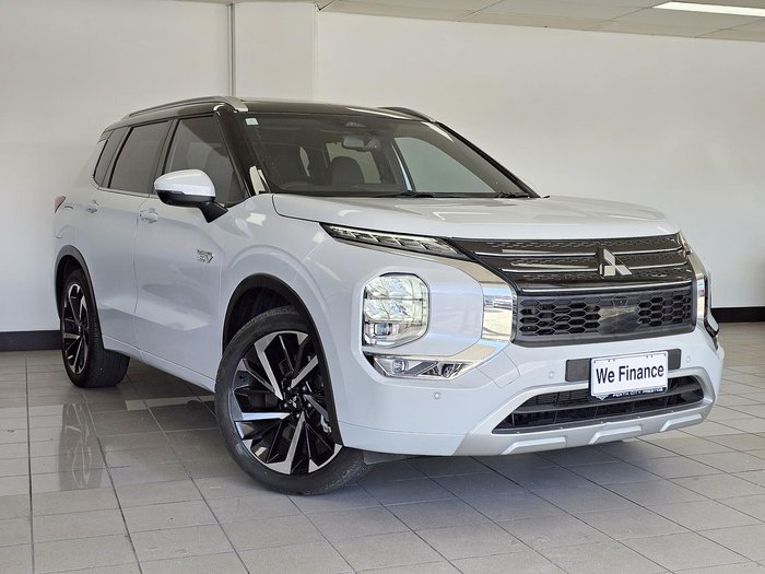 2023 Mitsubishi Outlander PHEV Exceed Tourer ZM MY24 AWD White Diamond with Black Mica Roof
