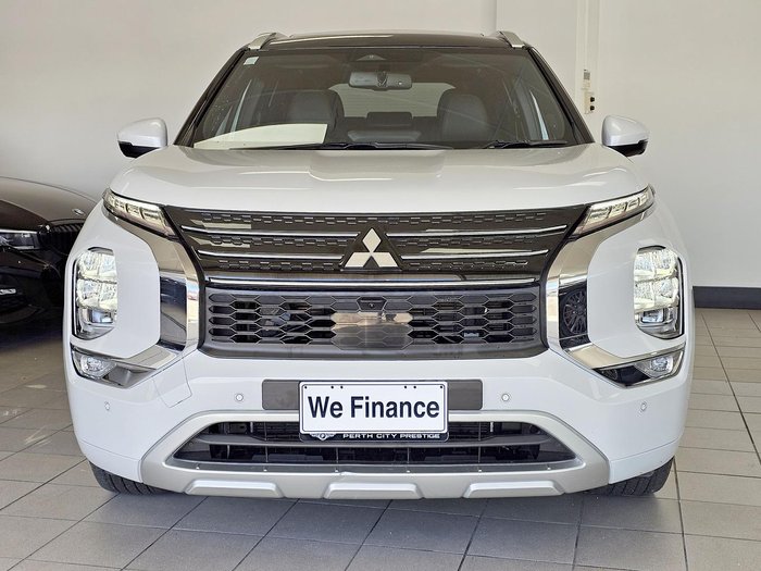 2023 Mitsubishi Outlander PHEV Exceed Tourer ZM MY24 AWD White Diamond with Black Mica Roof