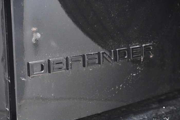 2025 Land Rover Defender 110 D350 X-Dynamic SE