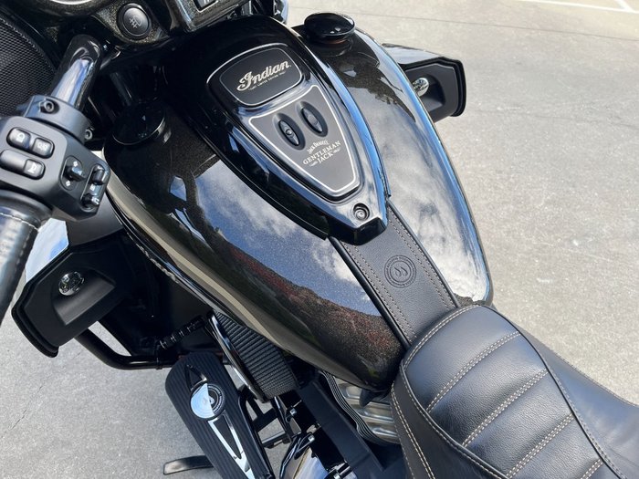 2021 Indian 2021 INDIAN 1900CC ROADMASTER DARK HORSE JACK DANIELS LIMITE Black