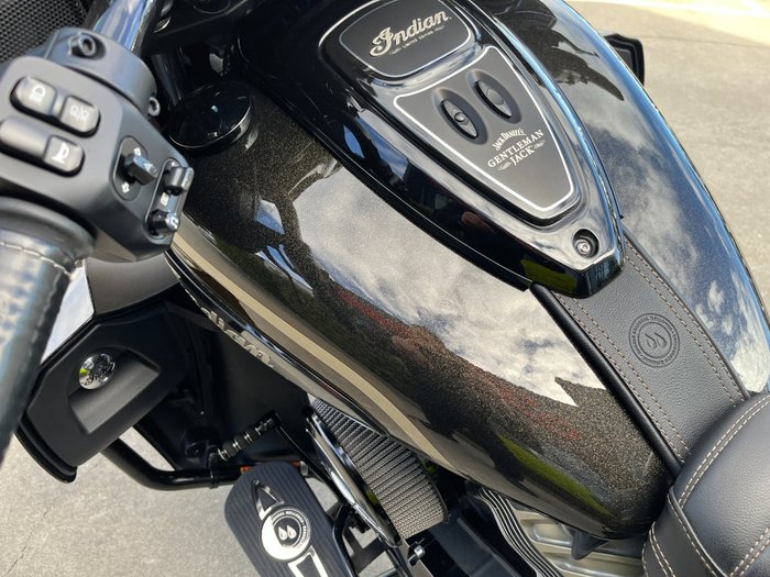 2021 Indian 2021 INDIAN 1900CC ROADMASTER DARK HORSE JACK DANIELS LIMITE Black