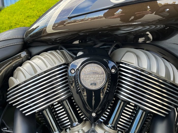 2021 Indian 2021 INDIAN 1900CC ROADMASTER DARK HORSE JACK DANIELS LIMITE Black