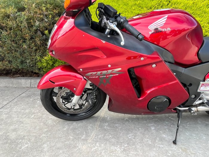 1997 Honda CBR1100XX (SUPER BLACKBIRD) Maroon