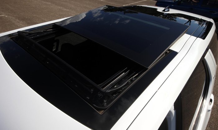 2019 Land Rover Discovery SD4 SE Series 5 MY19 4X4 Dual Range Fuji White