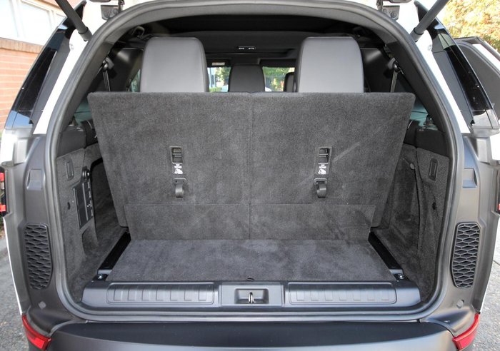 2019 Land Rover Discovery SD4 SE Series 5 MY19 4X4 Dual Range Fuji White