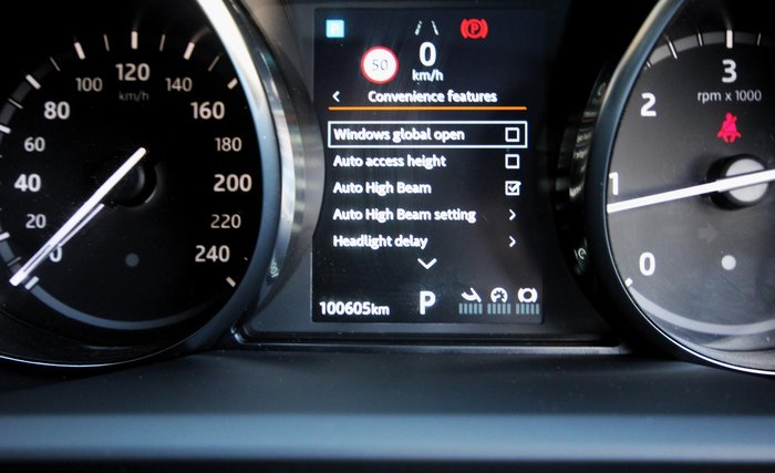 2019 Land Rover Discovery SD4 SE Series 5 MY19 4X4 Dual Range Fuji White