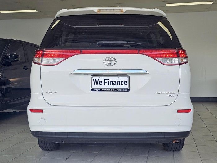 2016 Toyota Tarago GLi ACR50R White