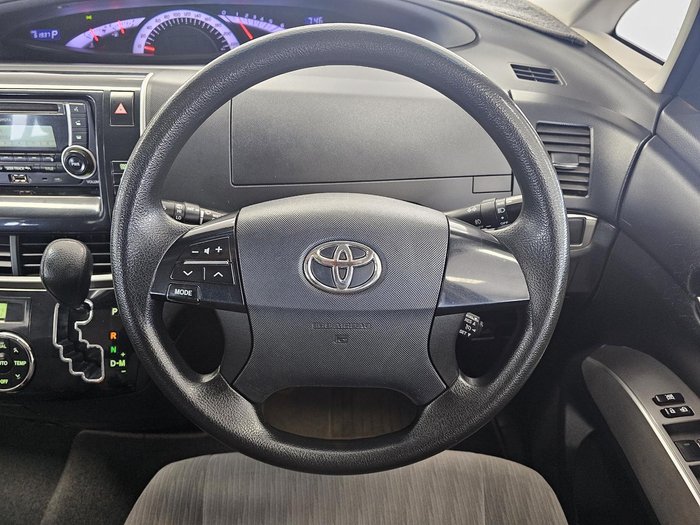 2016 Toyota Tarago GLi ACR50R White