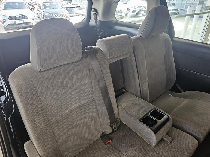 2016 Toyota Tarago GLi ACR50R White