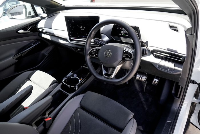 2025 Volkswagen ID.5 Pro