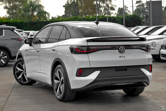 2025 Volkswagen ID.5 GTX