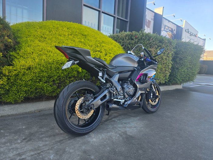 2024 Yamaha YZF-R7LA Grey