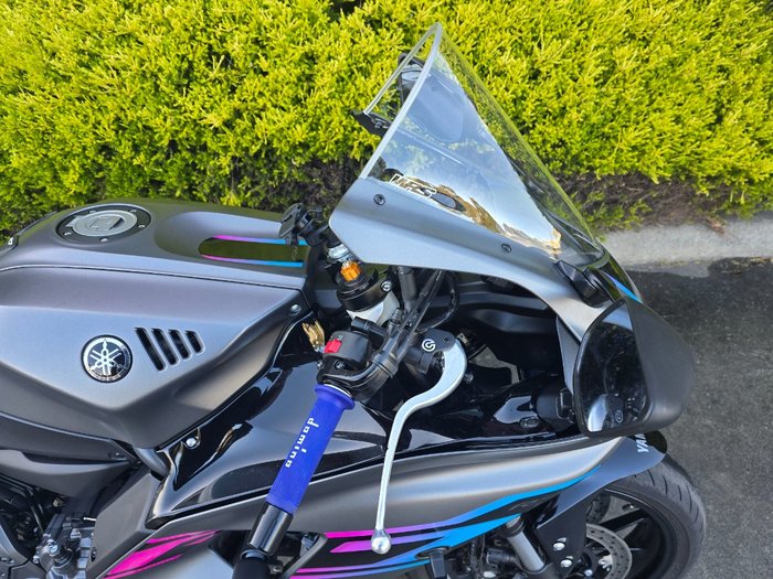 2024 Yamaha YZF-R7LA Grey