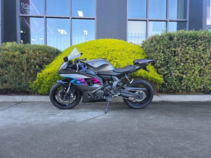 2024 Yamaha YZF-R7LA Grey