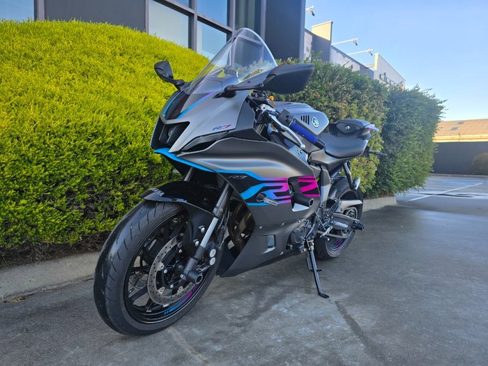 2024 Yamaha YZF-R7LA Grey