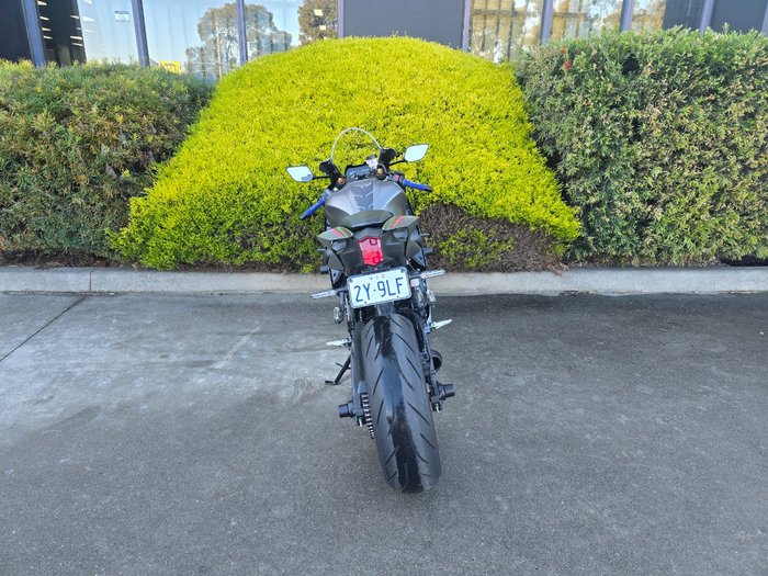 2024 Yamaha YZF-R7LA Grey