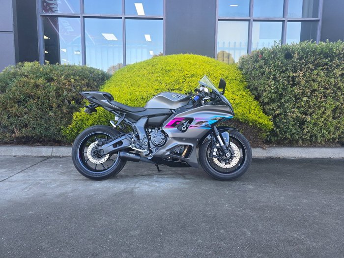 2024 Yamaha YZF-R7LA Grey