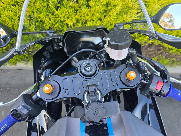 2024 Yamaha YZF-R7LA Grey