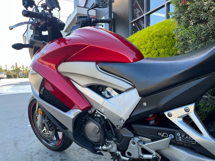 2011 Honda VFR800X CROSSRUNNER Red
