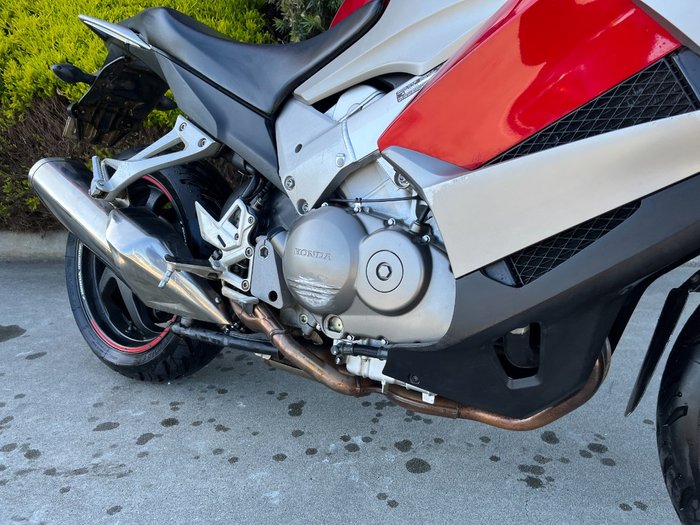 2011 Honda VFR800X CROSSRUNNER Red