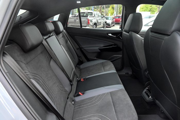 2025 Volkswagen ID.5 Pro