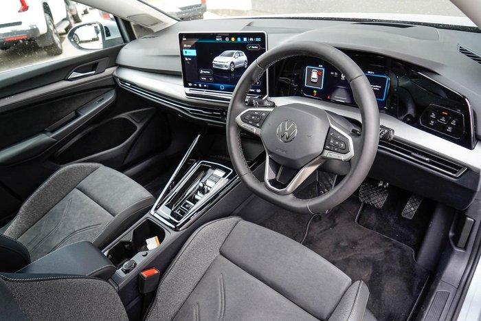 2025 Volkswagen Golf 110TSI Style