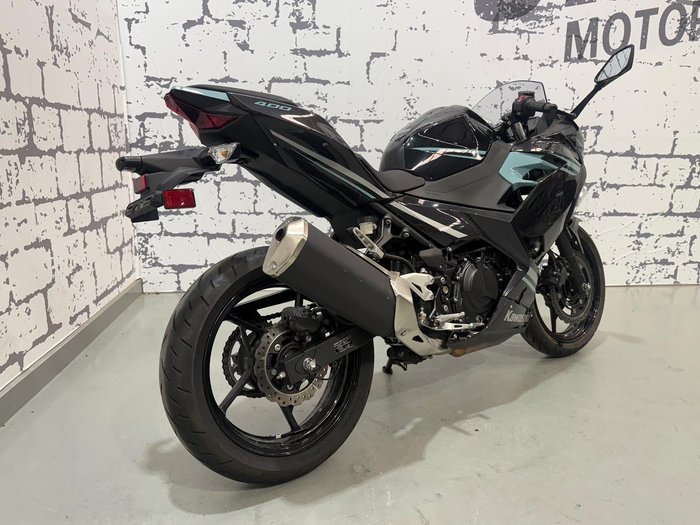 2020 Kawasaki Ninja 400 (EX400G) Ninja Black