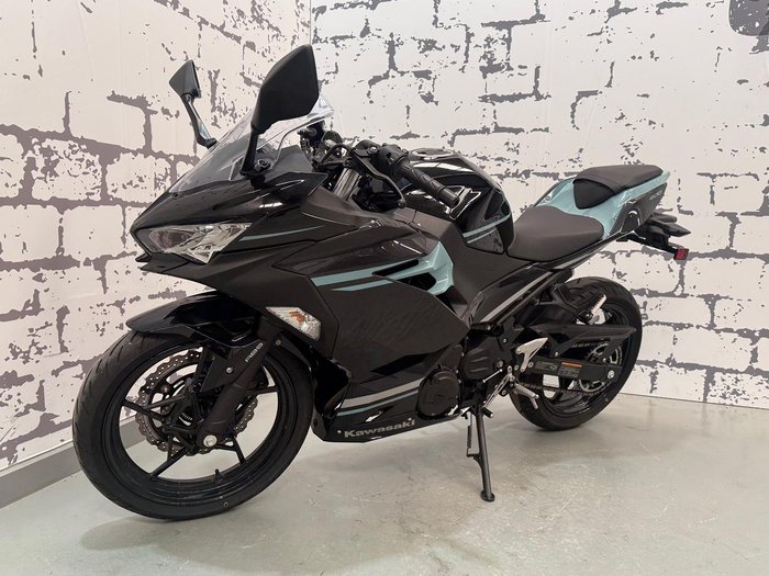 2020 Kawasaki Ninja 400 (EX400G) Ninja Black