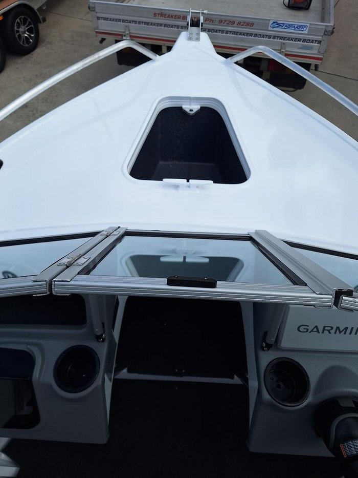 2025 QUINTREX 481 Fishabout