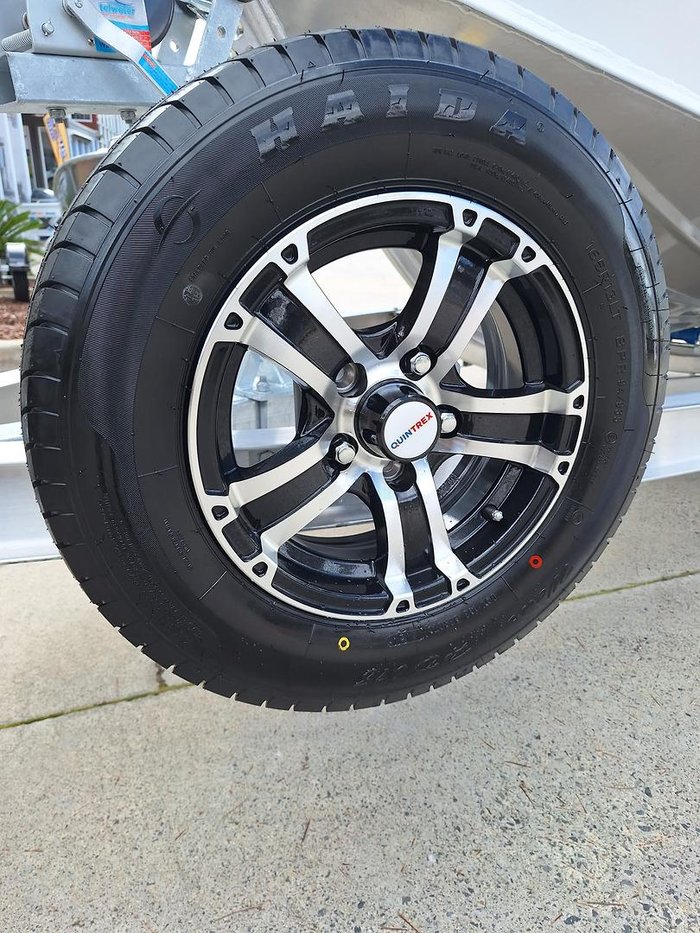 2025 QUINTREX 481 Fishabout