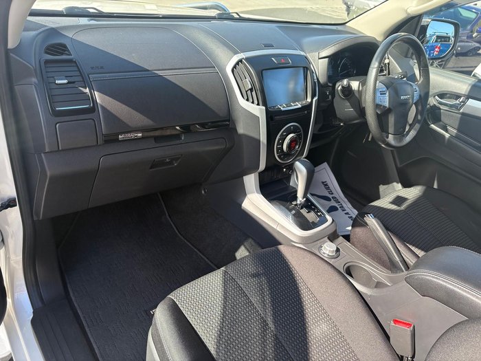 2017 Isuzu MU-X LS-U